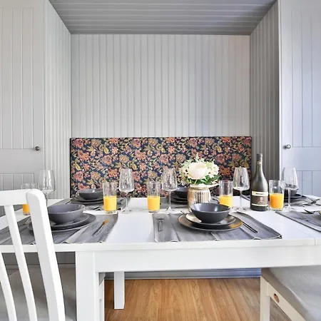 Modern 2 Bed Central City Flat With Free Parking Apartamento *